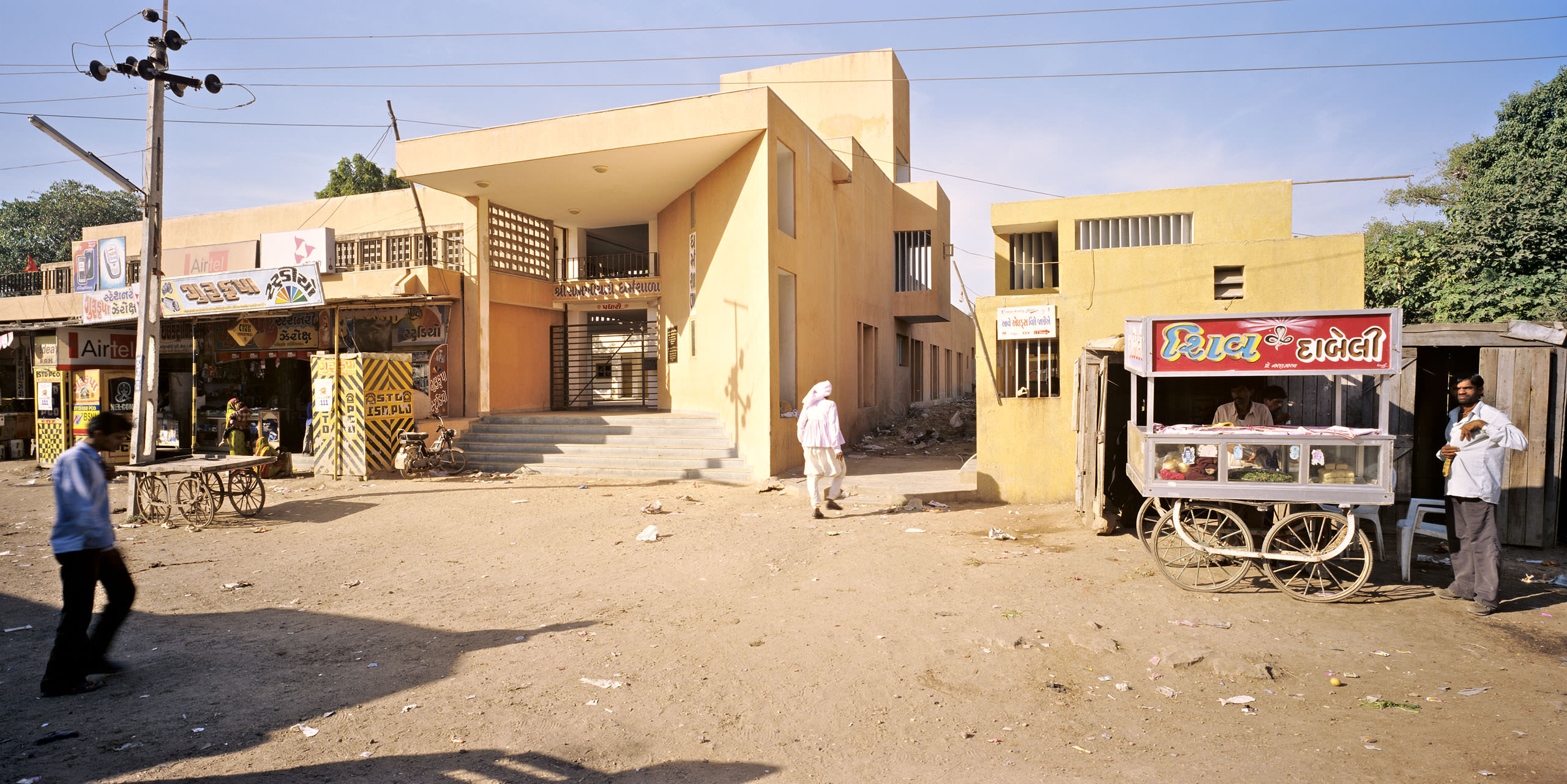 public buildings, samarkhiali, kutch